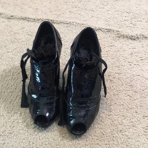 ⚡️FINAL PRICE⚡️Moschino Cheap and Chic Vintage Heels Fran Drescher on The Nanny - Picture 3 of 16